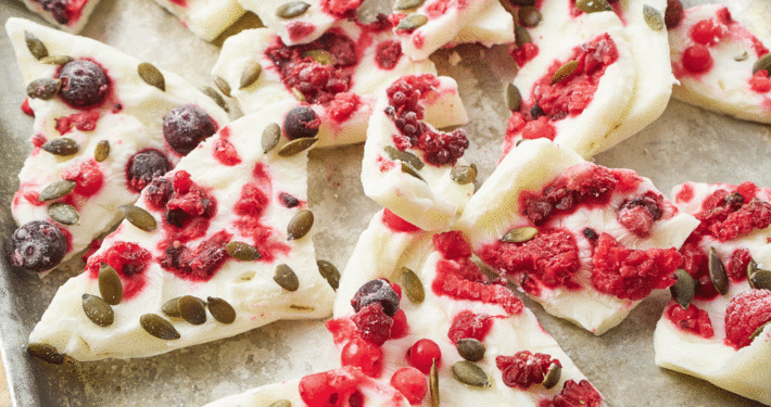 Frozen yoghurt bark