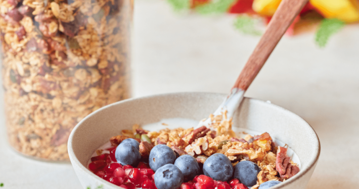 Christmas spiced toasted muesli