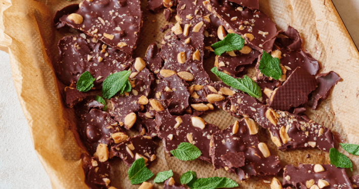 Dark chocolate mint bark